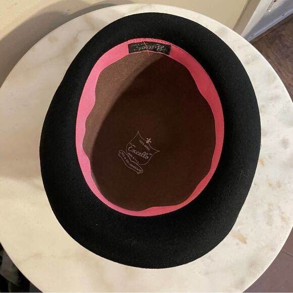 Vintage Brown and Black Women's Hat - Picture 9 of 9